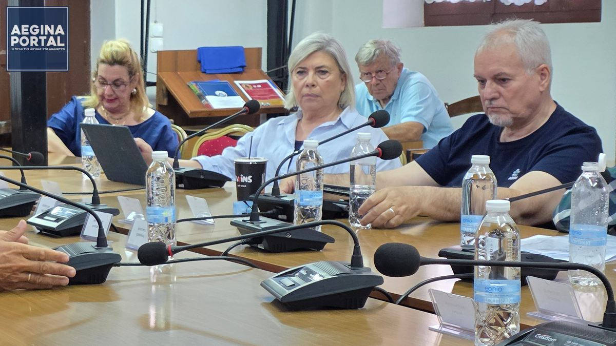 Ο δήμαρχος προφανώς δεν έμαθε τίποτα από τα όσα πέρασαν οι κάτοικοι της Αίγινας.