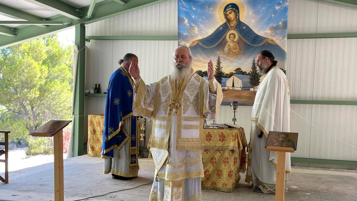 Την κατασκήνωση επισκέφθηκε επίσης ο Πρωτοσύγκελλος της Ιεράς Μητροπόλεως, Πανοσιολογιώτατος Αρχιμανδρίτης π. Νεκτάριος Δαρδανός