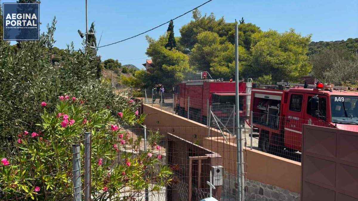 fotia-se-aftokinito-agios-gerasimos.jpg