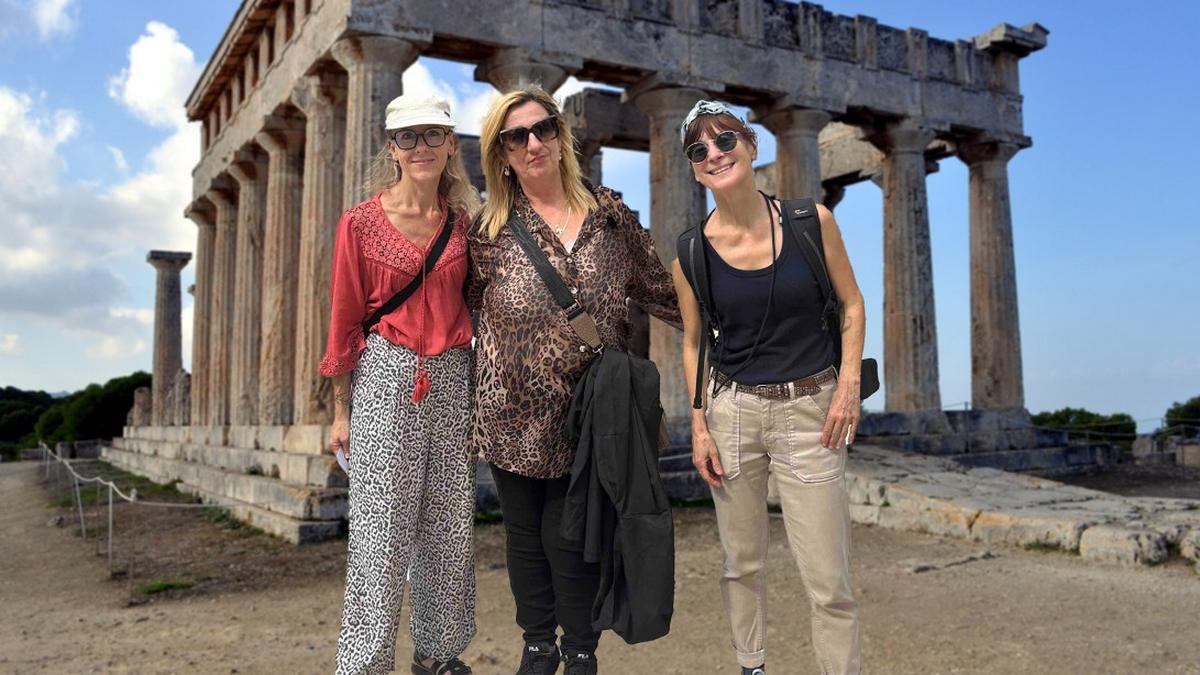 Επίσκεψη Γάλλων δημοσιογράφων του περιοδικού Saveurs στην Αίγινα. saveurs.jpg