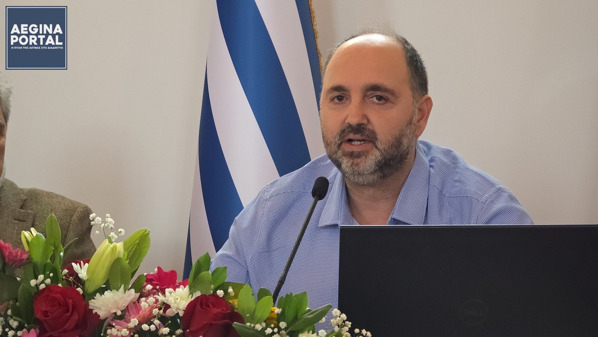 κ. Σίμος Μποζίκης, Διδάσκων Ιστορία στο Ιόνιο Πανεπιστήμιο