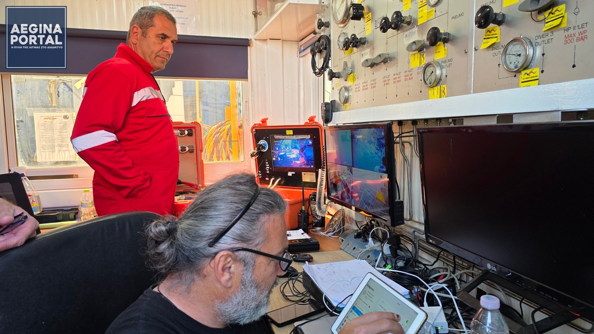 Σύμφωνα με τον ίδιο, κάθε δύτης που κατεβαίνει στο βυθό συνοδεύεται πάντα από δύτη επιφυλακής