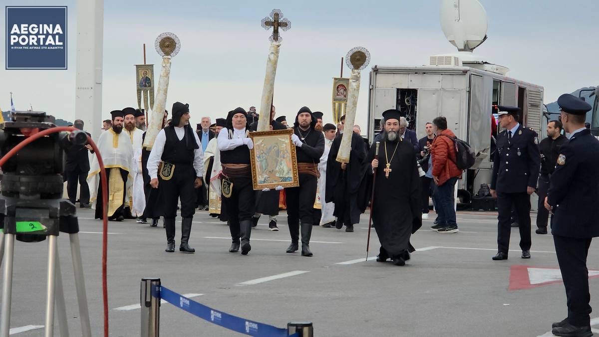 Επικεφαλής της ελληνικής αντιπροσωπείας ήταν ο υφυπουργός Εξωτερικών Γιάννης Λοβέρδος