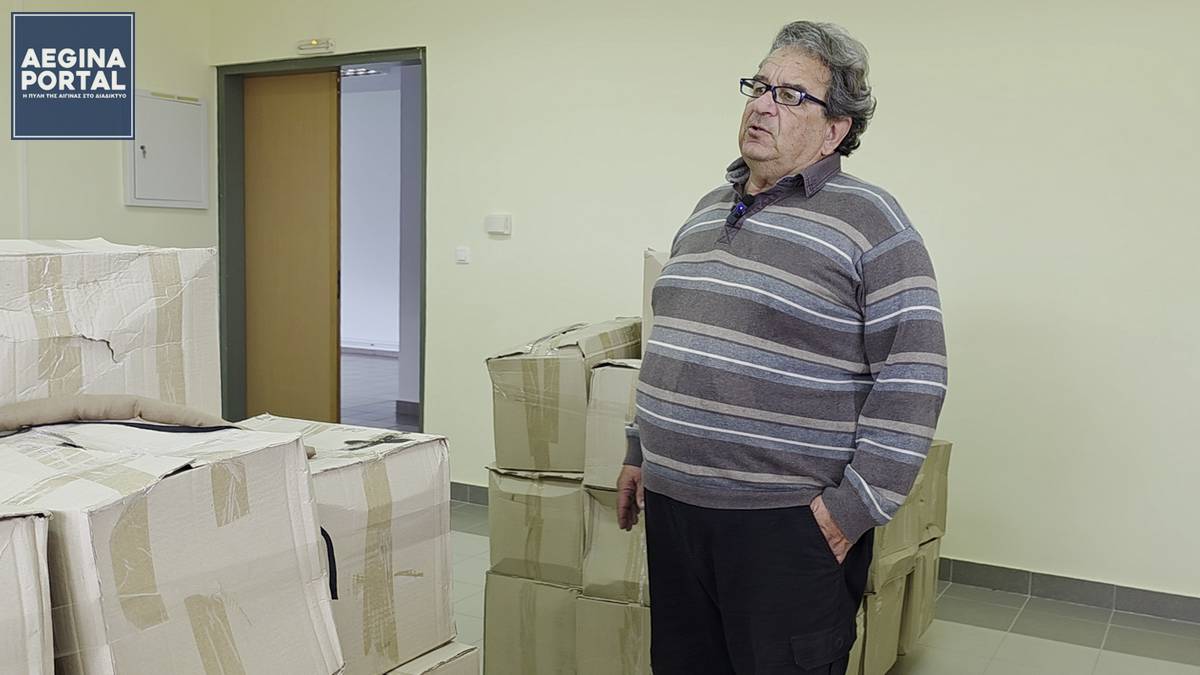 Όπως τονίζει ο κ. Κουκούλης, ακόμη και η μελλοντική ολοκλήρωση του Εϋνάρδειου δεν επαρκεί για να καλύψει τον συνολικό όγκο των βιβλίων.