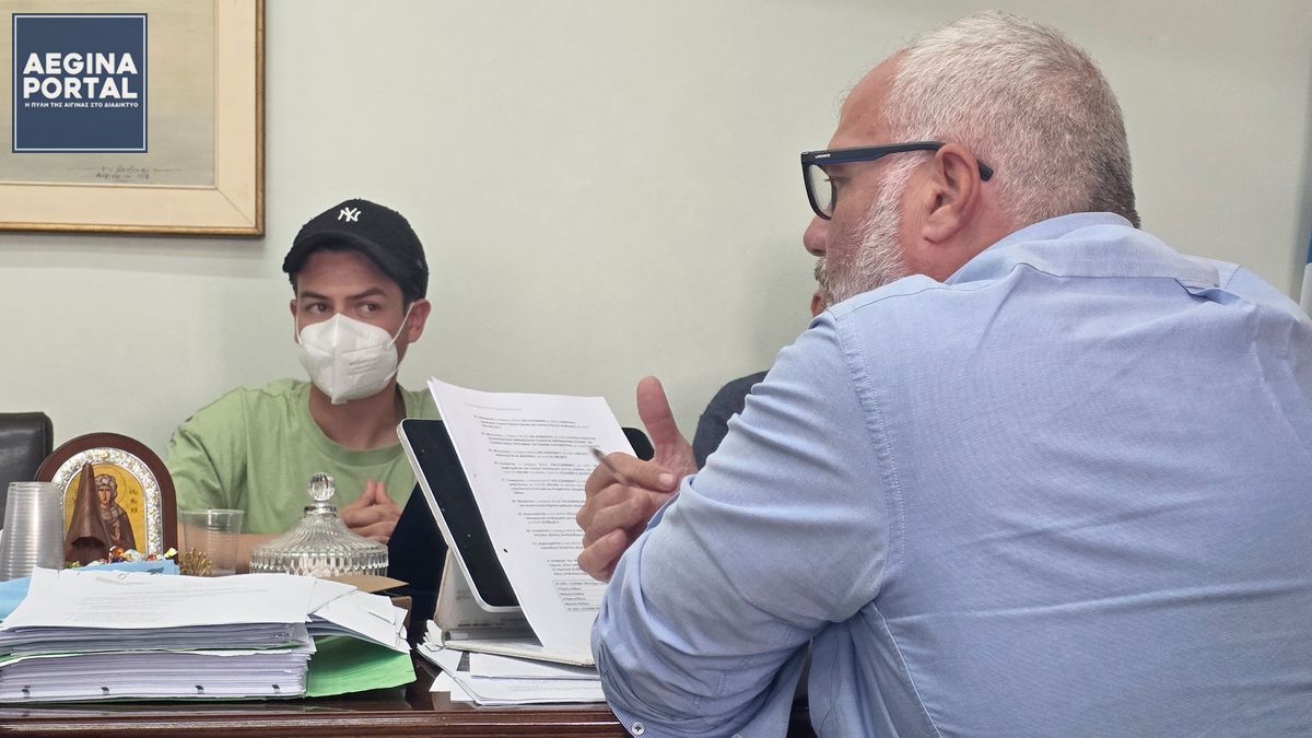 Την αγορά τριών ακόμη φορτηγών ενέκρινε η Δημοτική Επιτροπή. Ενδελεχής έλεγχος της μελέτης της Τεχνικής Υπηρεσίας από τον κ. Φώτη Πούντο.