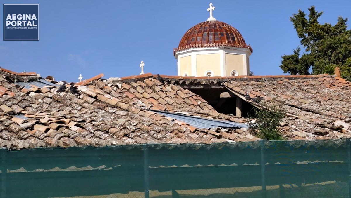 Το Εϋνάρδειο καταρρέει. Η Ιστορία της Αίγινας αντιμέτωπη με την κρατική αδιαφορία. Κάποτε φιλοξενούσε τους θησαυρούς της Αίγινας, σήμερα είναι "έκθεμα" παρακμής.