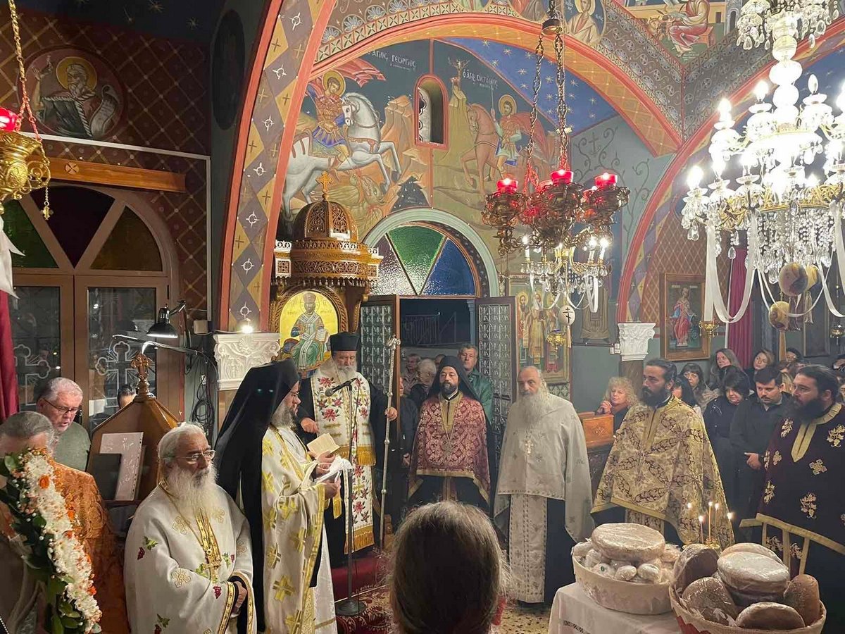 Με κατάνυξη τελέσθηκε ο Μέγας Αρχιερατικός Εσπερινός στην Ιερά Μονή της Αγίας Αικατερίνης.