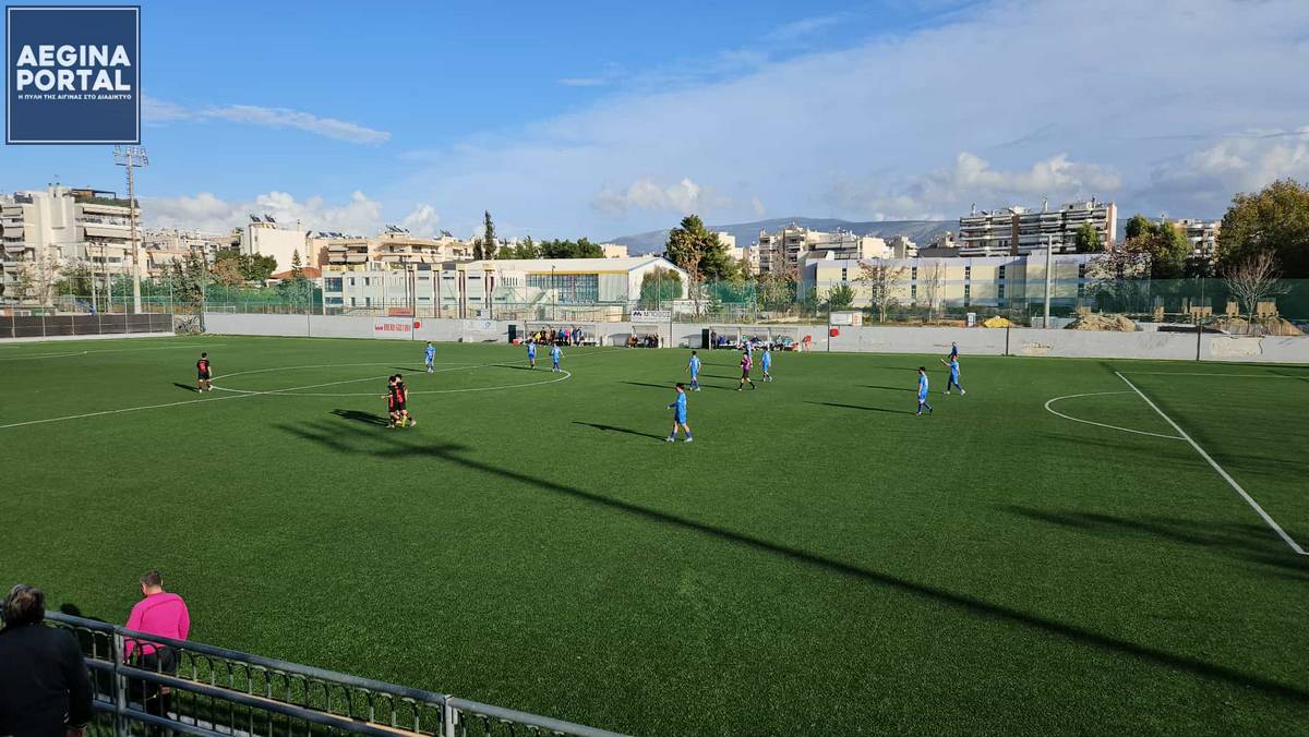 Α.Ο. Αστέρας - Πολυκράτης - Α.Ε. Σαρωνικός 3-1. Για την 4η φάση του Κυπέλλου Πειραιά.