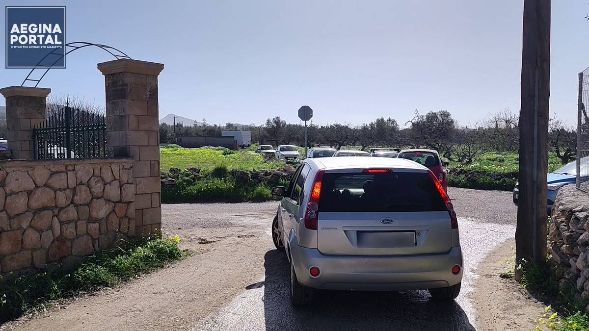 Η χρήση οχήματος απέκλεισε ηλικιωμένους και ανθρώπους που δεν διαθέτουν δικά τους οχήματα