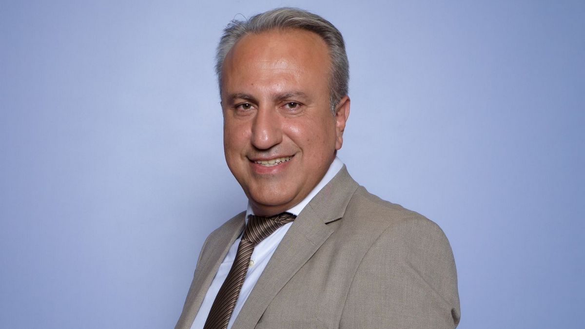 papageorgiou.jpg