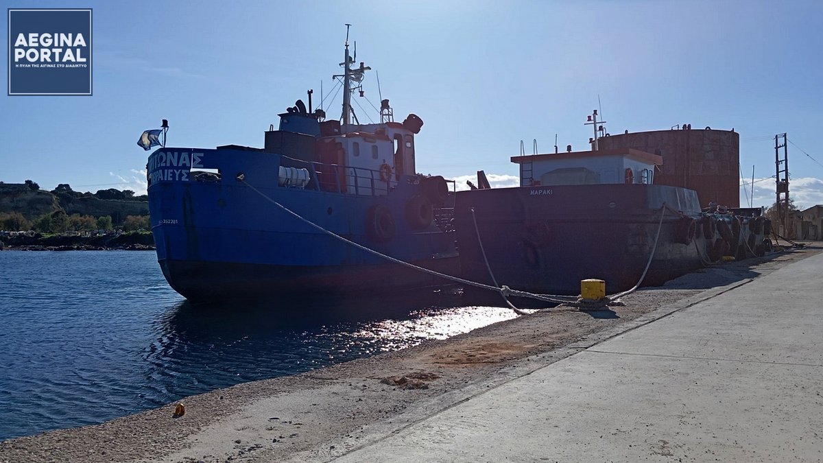 Ξεκίνησε την Κυριακή η μεταφορά των 1.000 κυβικών νερού, την ημέρα, με υδροφόρο πλοίο, στο λιμάνι του Λεοντίου.