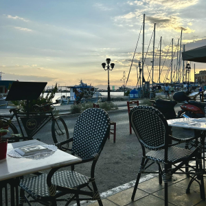 edesmatopoleio-petra-