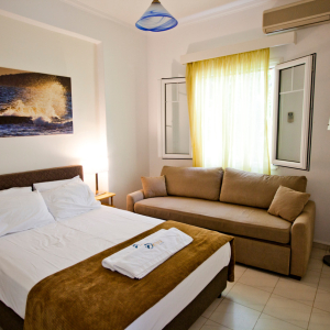 ostria-aegina-